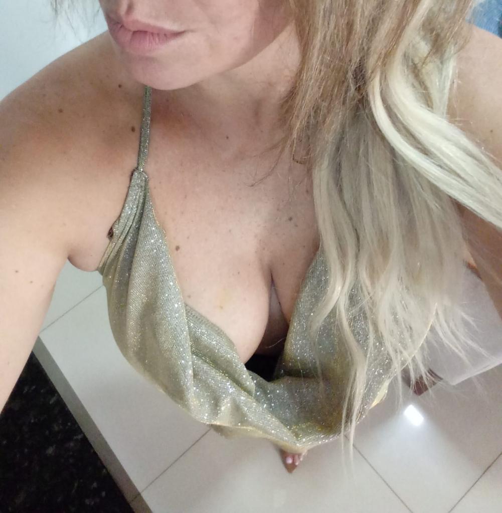Chica busca chico en Granada: 