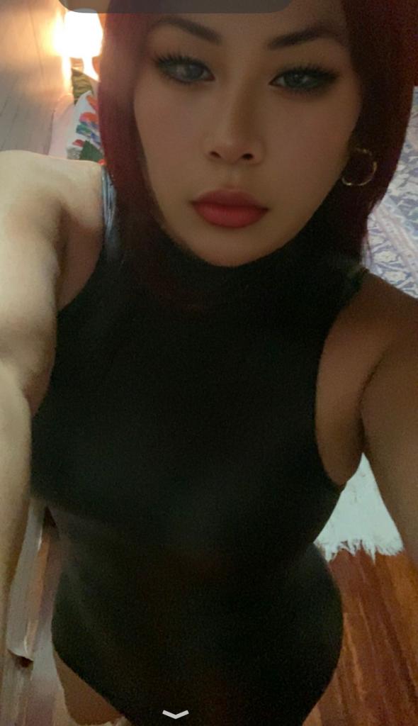631169015: Chica busca chico en Barcelona