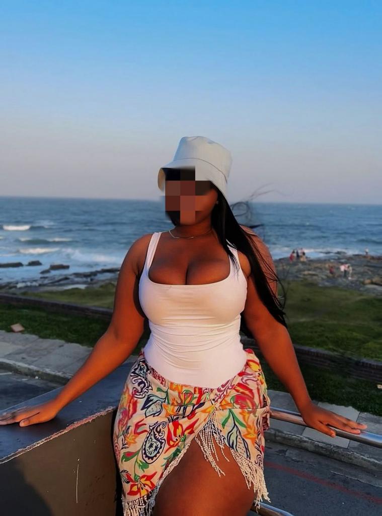 Chica busca chico en Tenerife: Chica busca chico