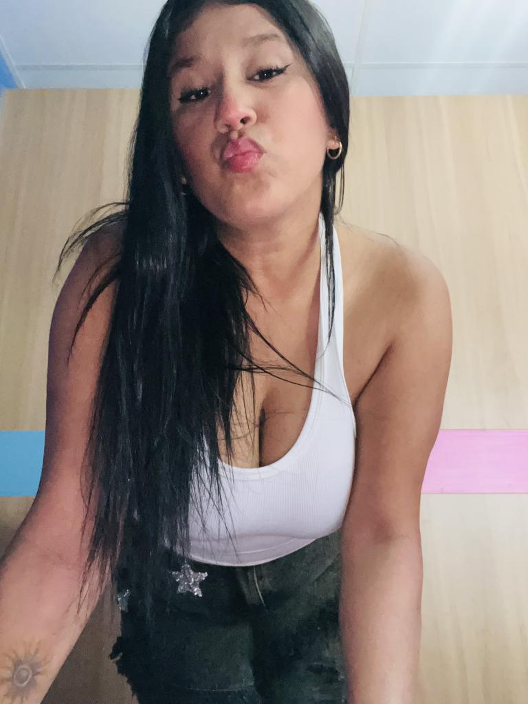 Chica busca chico en Granada: 