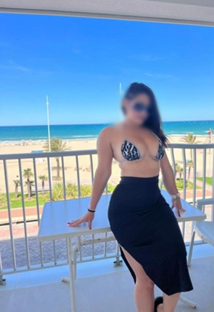 Chica busca chico en Granada: 