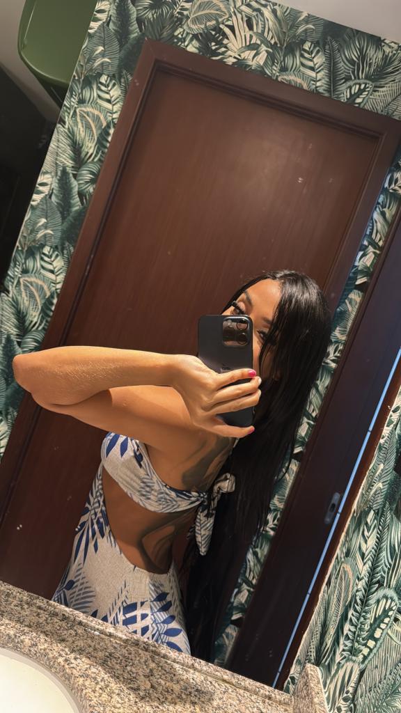 Chica busca chico en Granada: Chica busca chico
