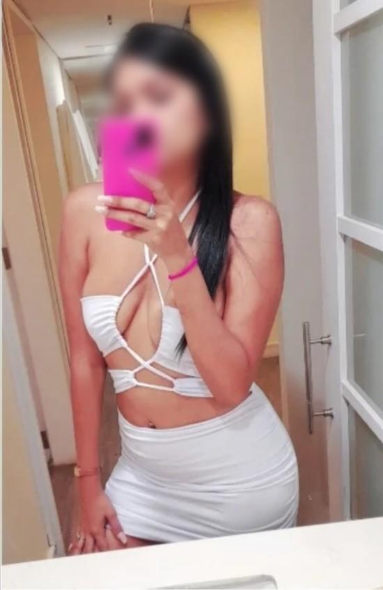 Chica busca chico en Granada: 