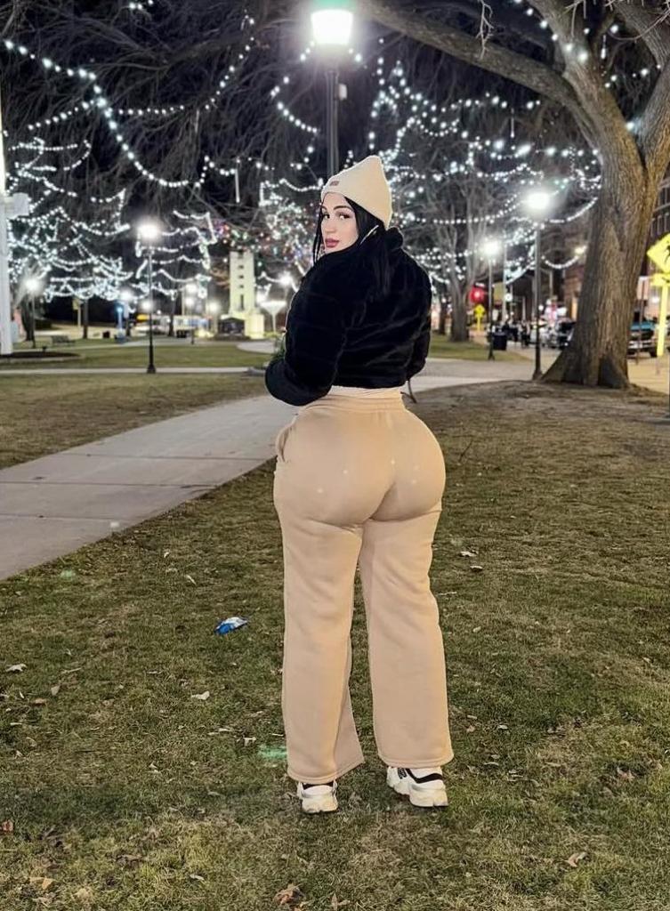 Chica busca chico en Granada: 