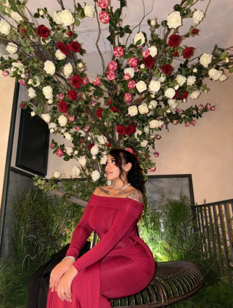 Chica busca chico en Granada: 