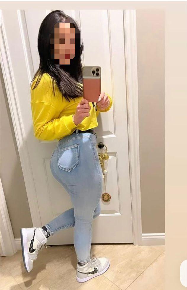 612494875: Chica busca chico en Málaga