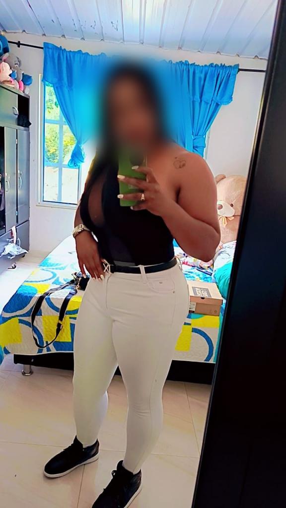 Chica busca chico en La Rioja: Chica busca chico