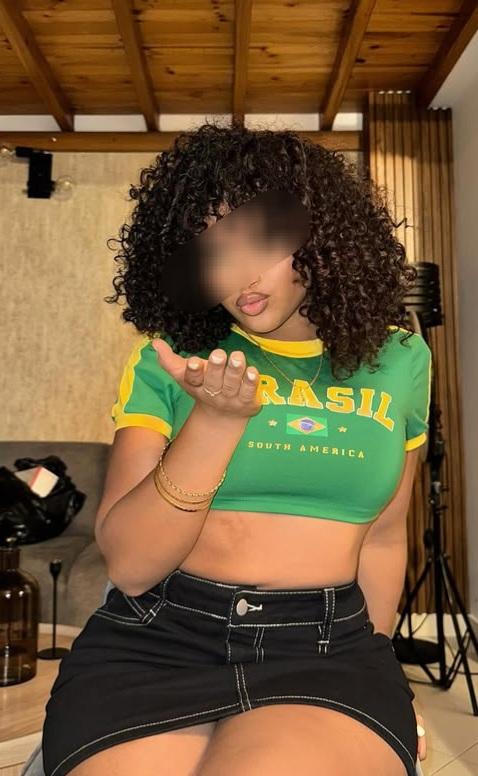 Chica busca chico en Granada: 