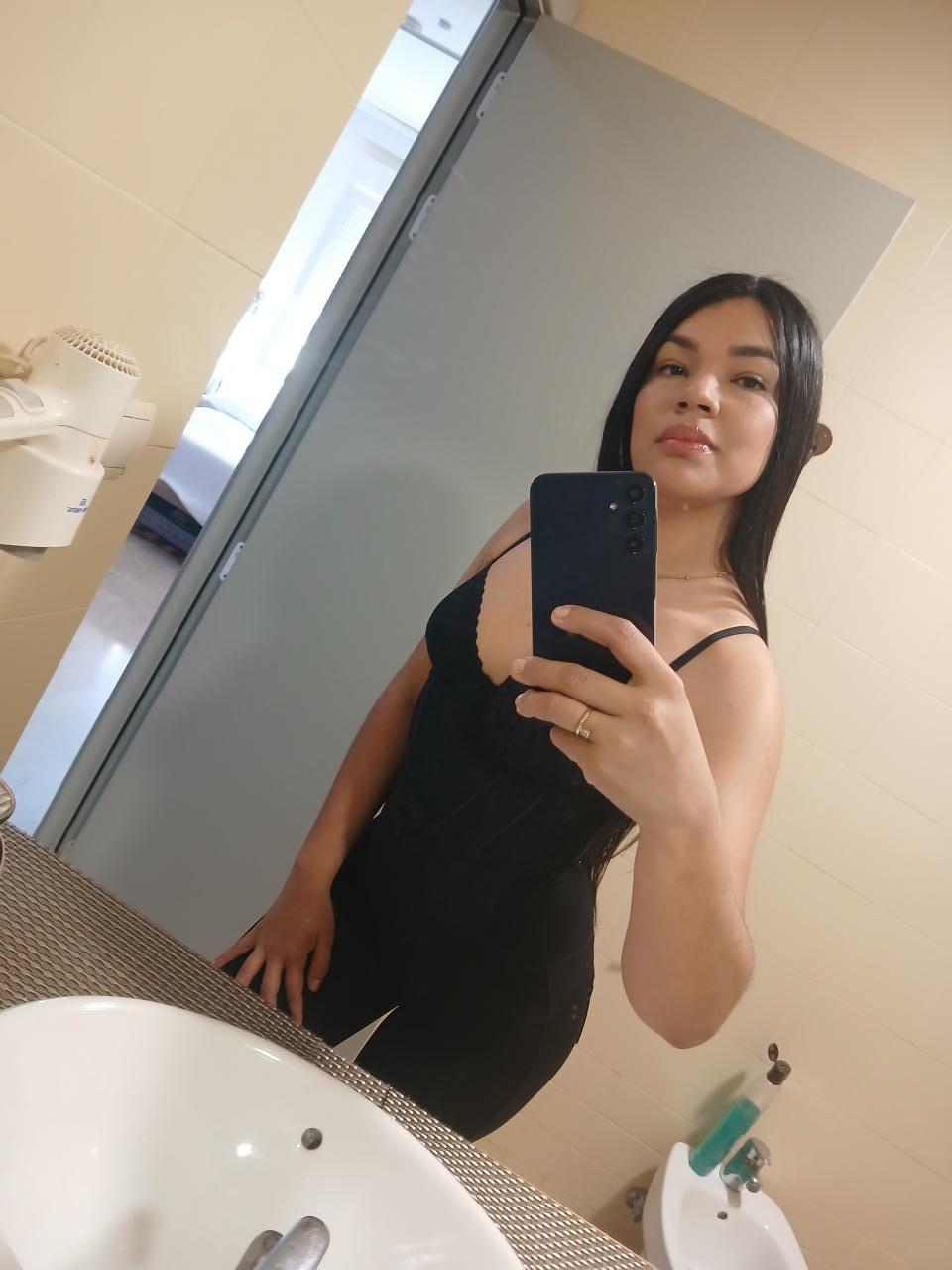 Chica busca chico en Granada: 