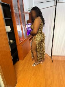 742048043: Chica busca chico en Málaga