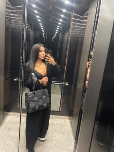 610167262: Chica busca chico en Barcelona