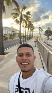 641941805: Chico busca chica en Las Palmas