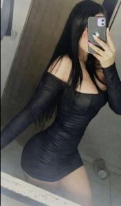 654079444: Chica busca chico en Barcelona