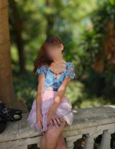 607377251: Chica busca chico en Barcelona