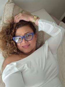 631003179: Chica busca chico en Menorca