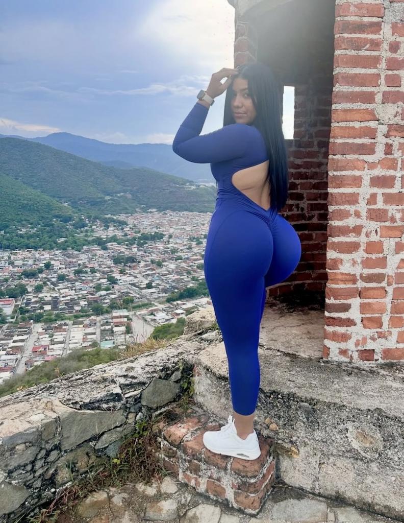 631253250: Chica busca chico en Zaragoza