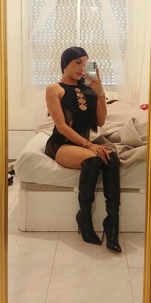 647165403: Travesti en Valencia