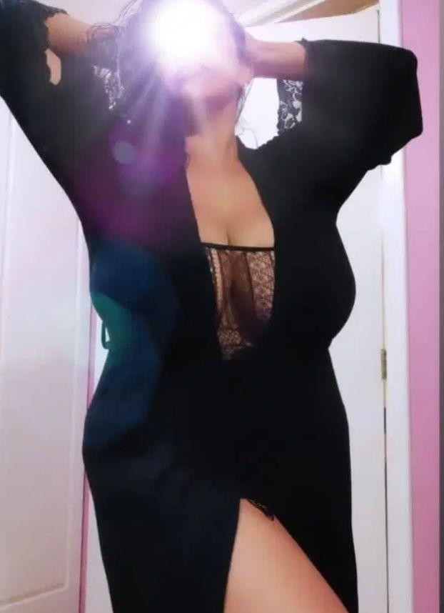 Chica busca chico en Granada: 