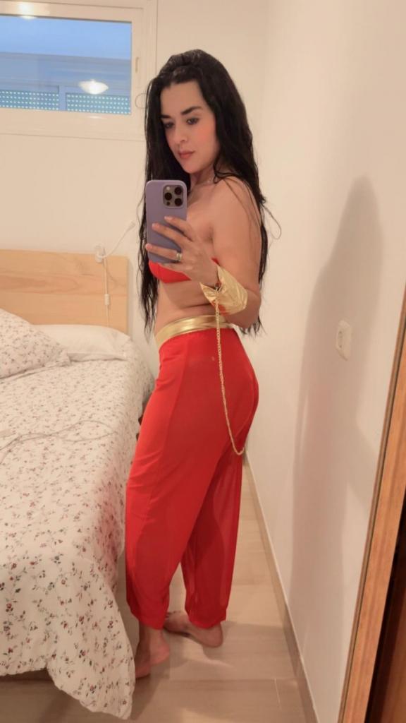 Chica busca chico en Málaga: Chica busca chico