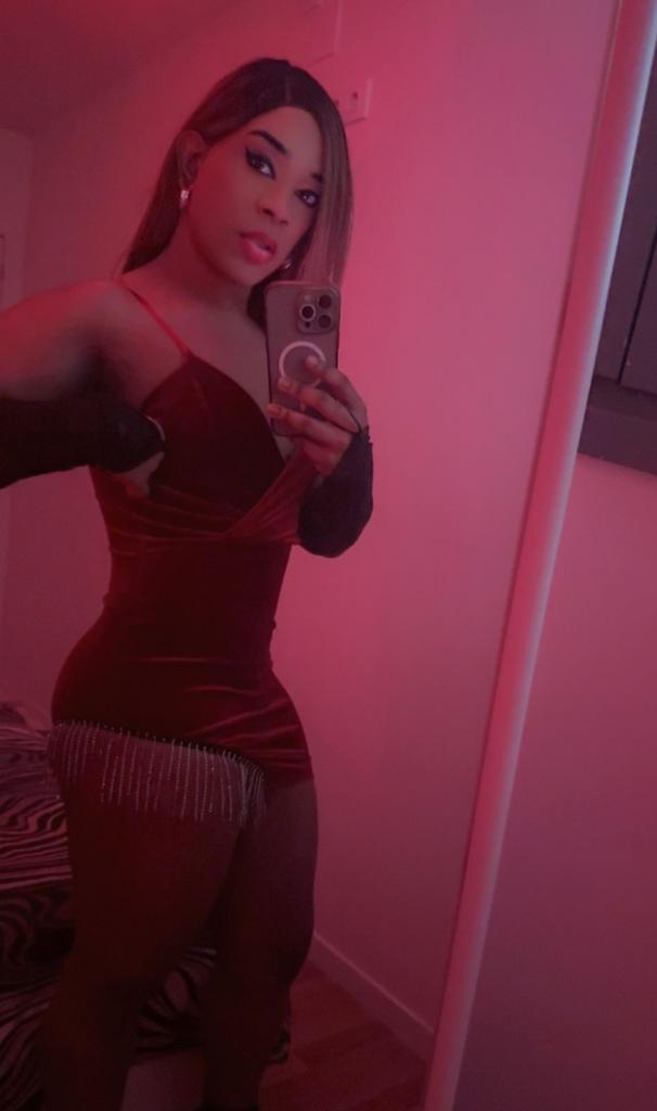 631680820: Travesti en Barcelona