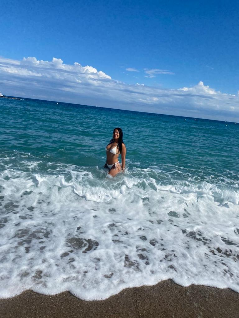 677707061: Chica busca chico en Almería