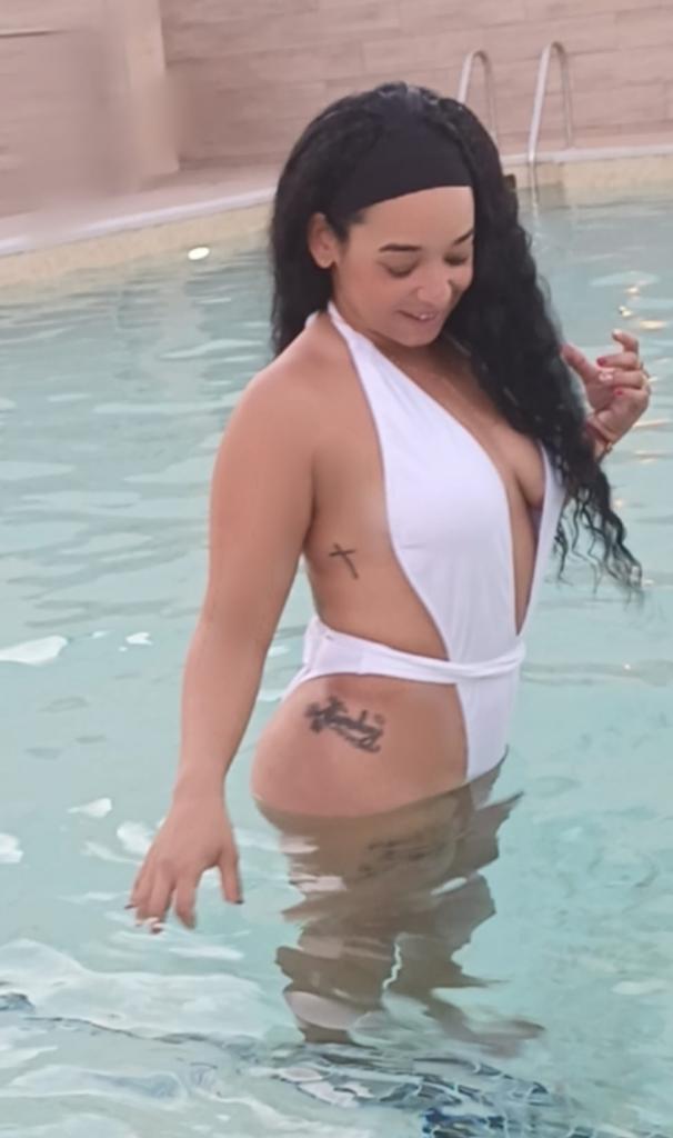 Chica busca chico en Granada: 