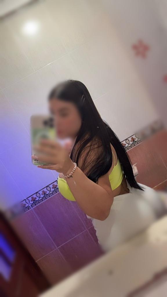 Chica busca chico en Tenerife: 