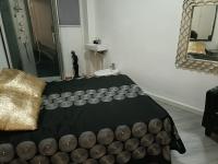 744627830: Chica busca chico en Valencia