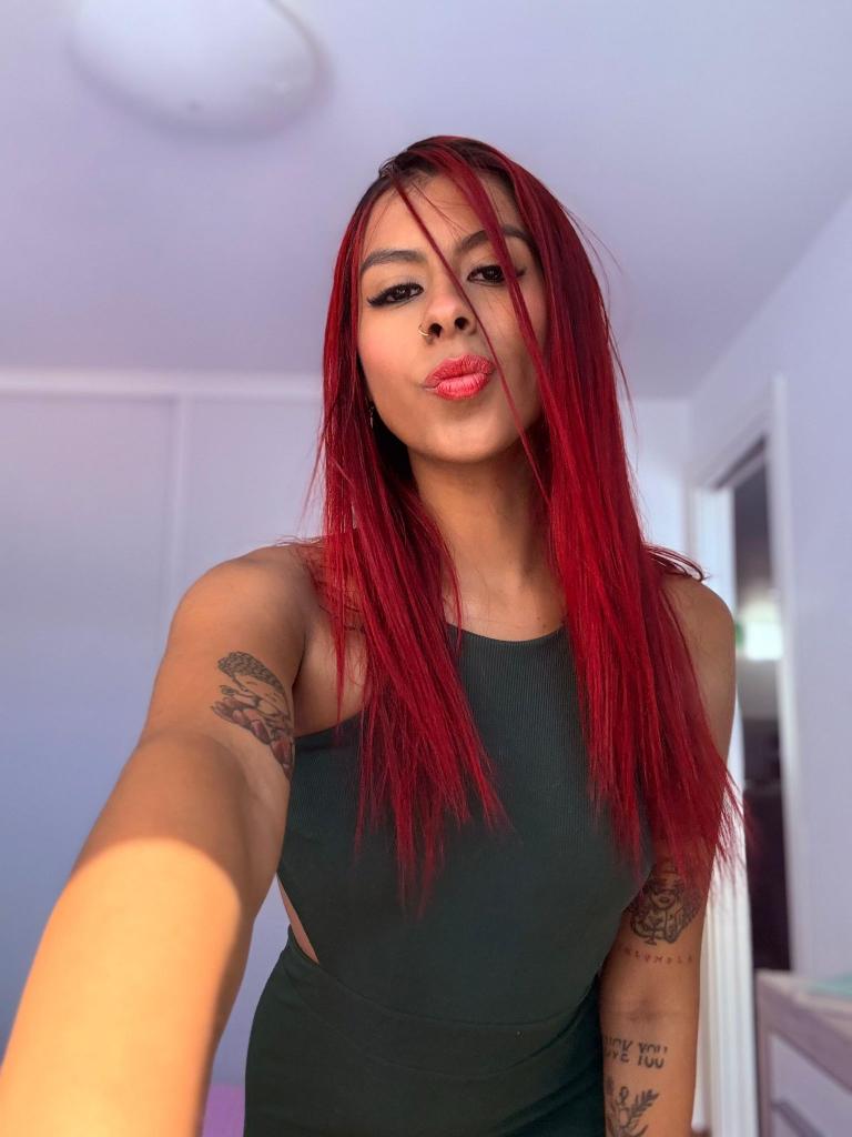 Chica busca chico en Málaga: Chica busca chico