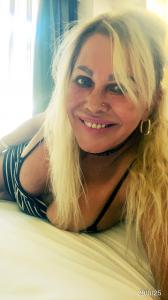 Chica busca chico en Asturias: 