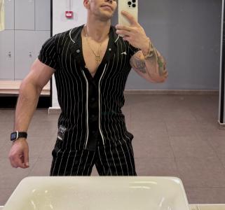 Chico busca chica en Asturias: 