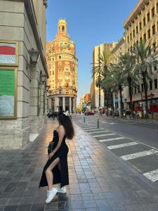 610900235: Chica busca chico en Valencia