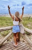 642594393: Chica busca chico en La Coruña