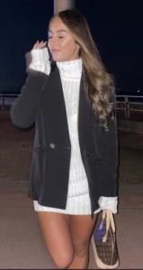 Chica busca chico en Ibiza: 