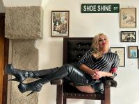 654851421: Chica busca chico en Madrid