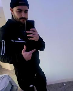 602704529: Chico busca chica en Valencia
