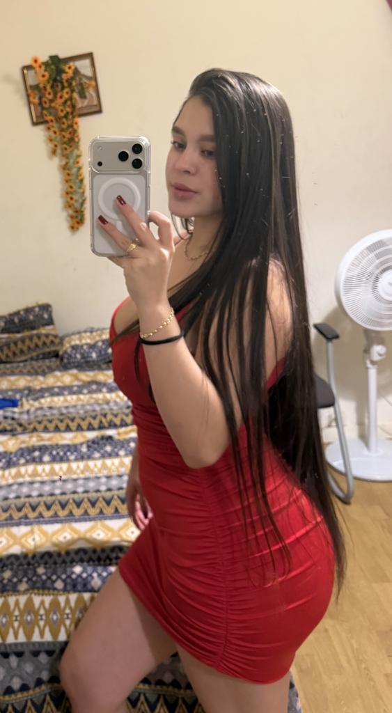 617887050: Chica busca chico en Ibiza