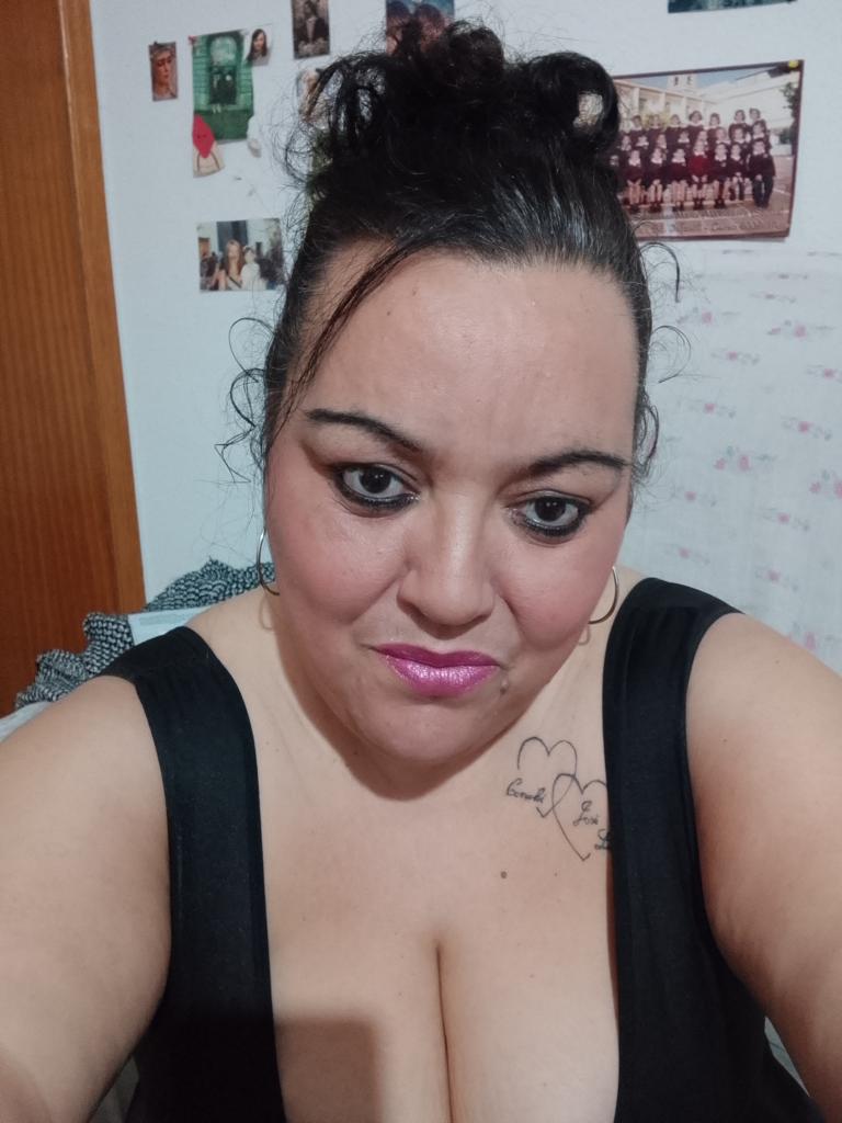 Chica busca chico en Sevilla: 