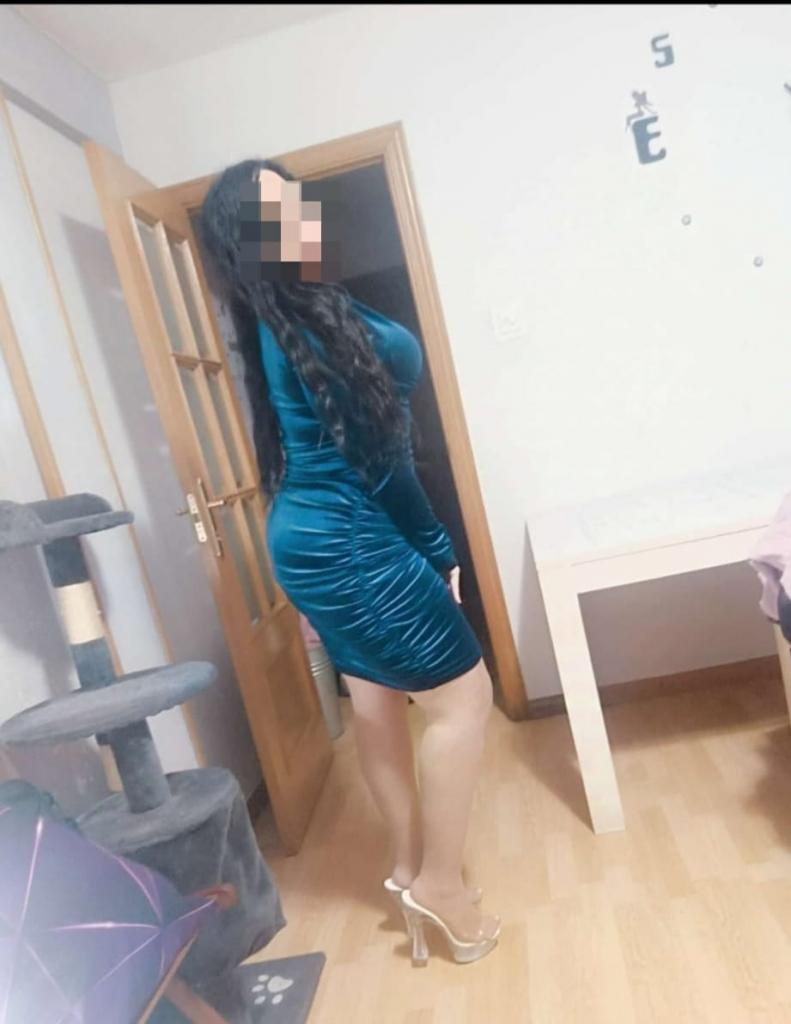 603284745: Chica busca chico en Málaga