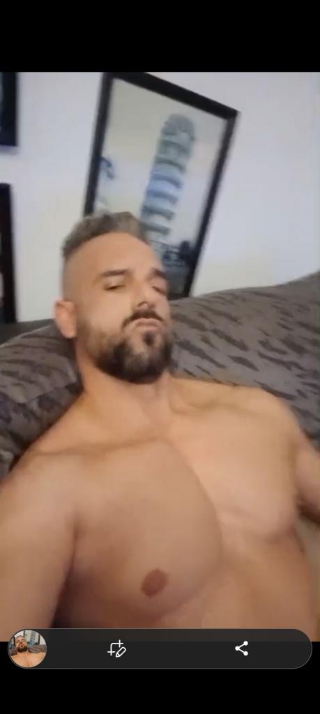 Chico busca chica en Valencia: 