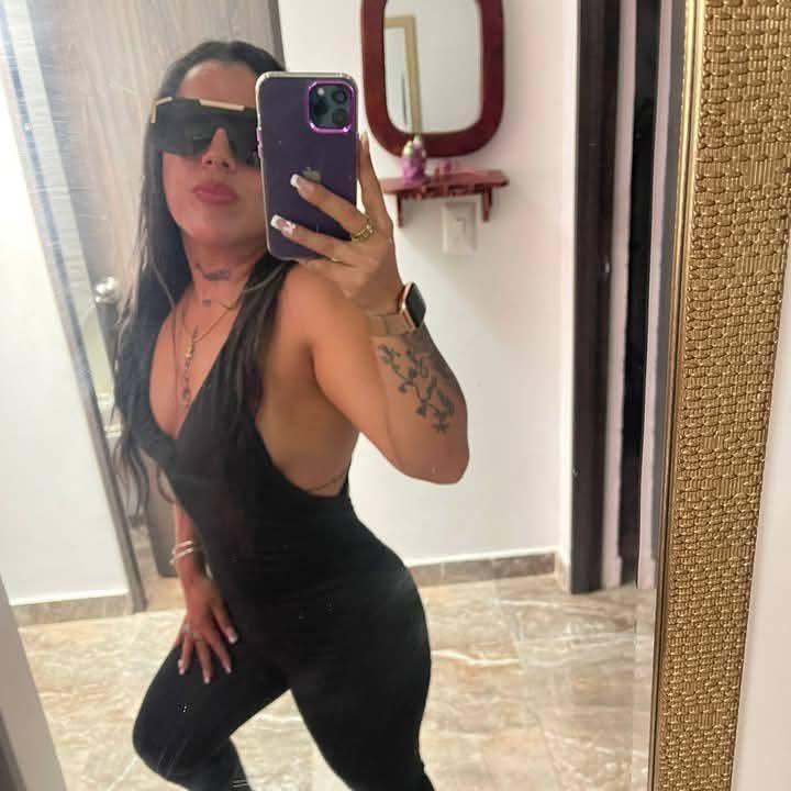 662342960: Chica busca chico en Ibiza