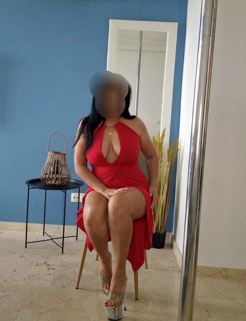 Chica busca chico en Menorca: 