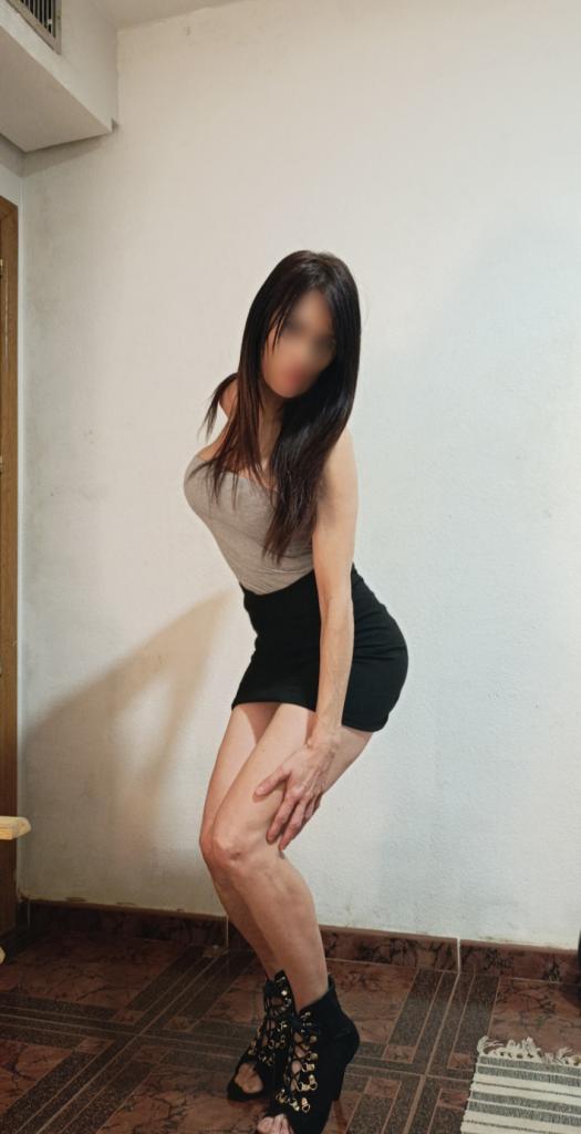 Chica busca chico en Murcia: 