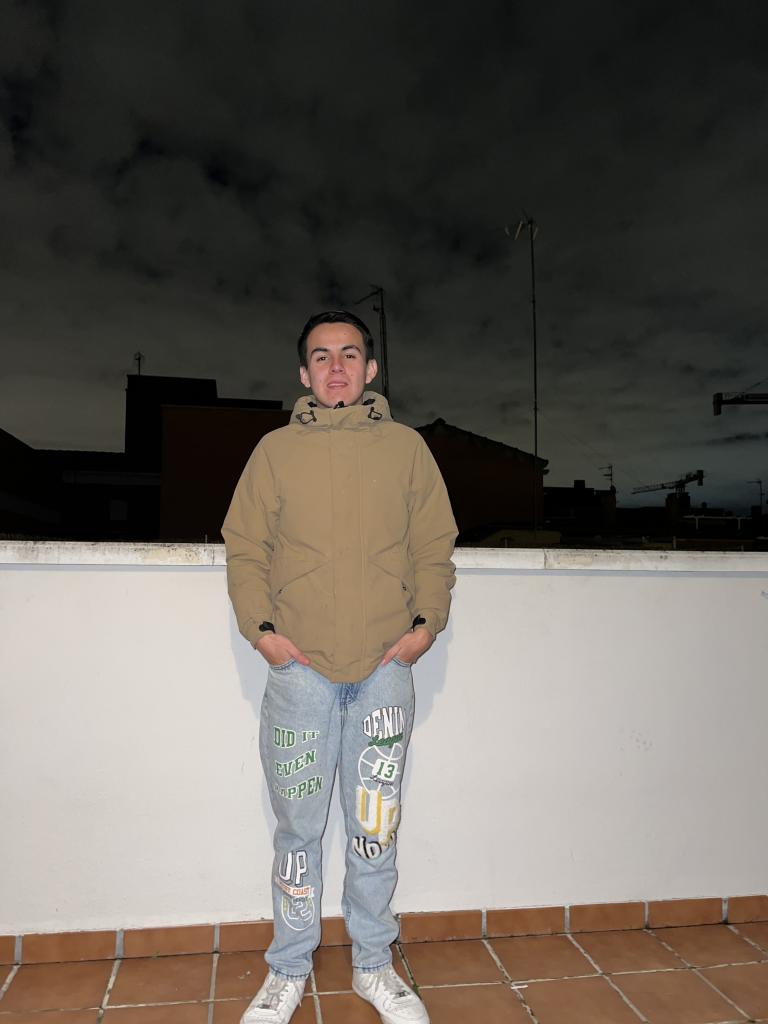 Chico busca chica en Guadalajara: 