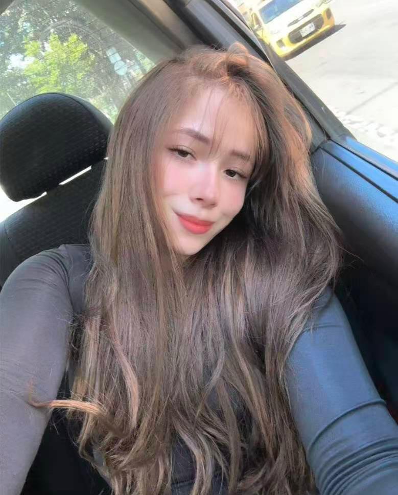 Chica busca chico en Granada: 