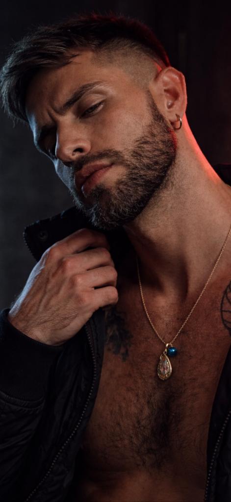 672975702: Chico busca chica en Zaragoza