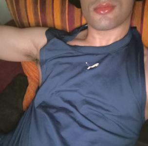 604548214: Chico busca chica en La Coruña