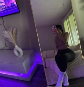 672168346: Chica busca chico en Albacete