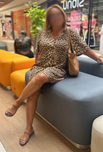 614937871: Chica busca chico en Lérida