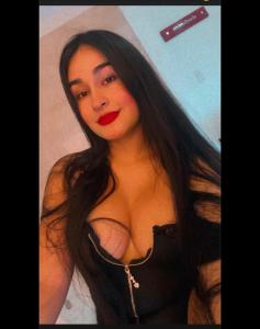 742040925: Chica busca chico en Tarragona